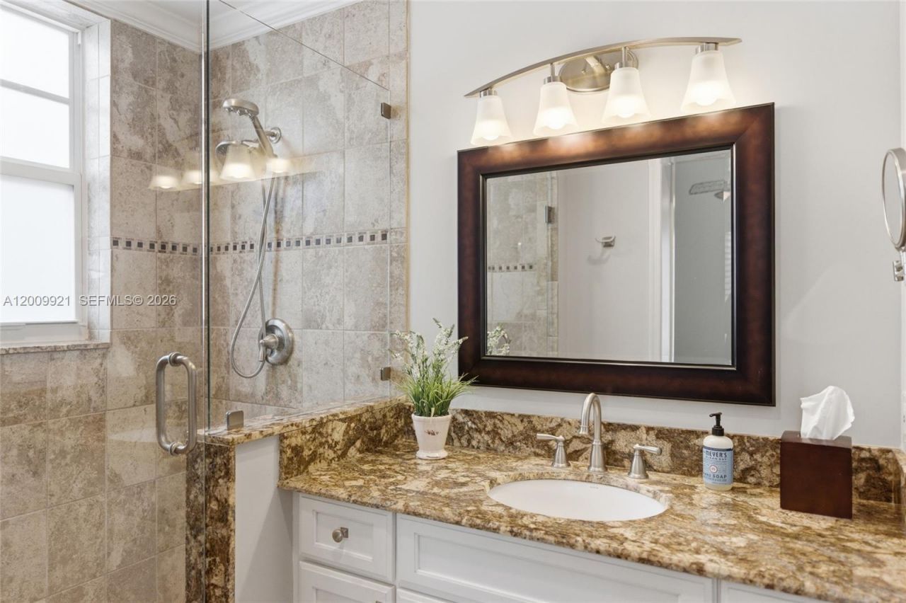 109 Mainsail Cir , Unit 1, Jupiter, FL 33477 Photo