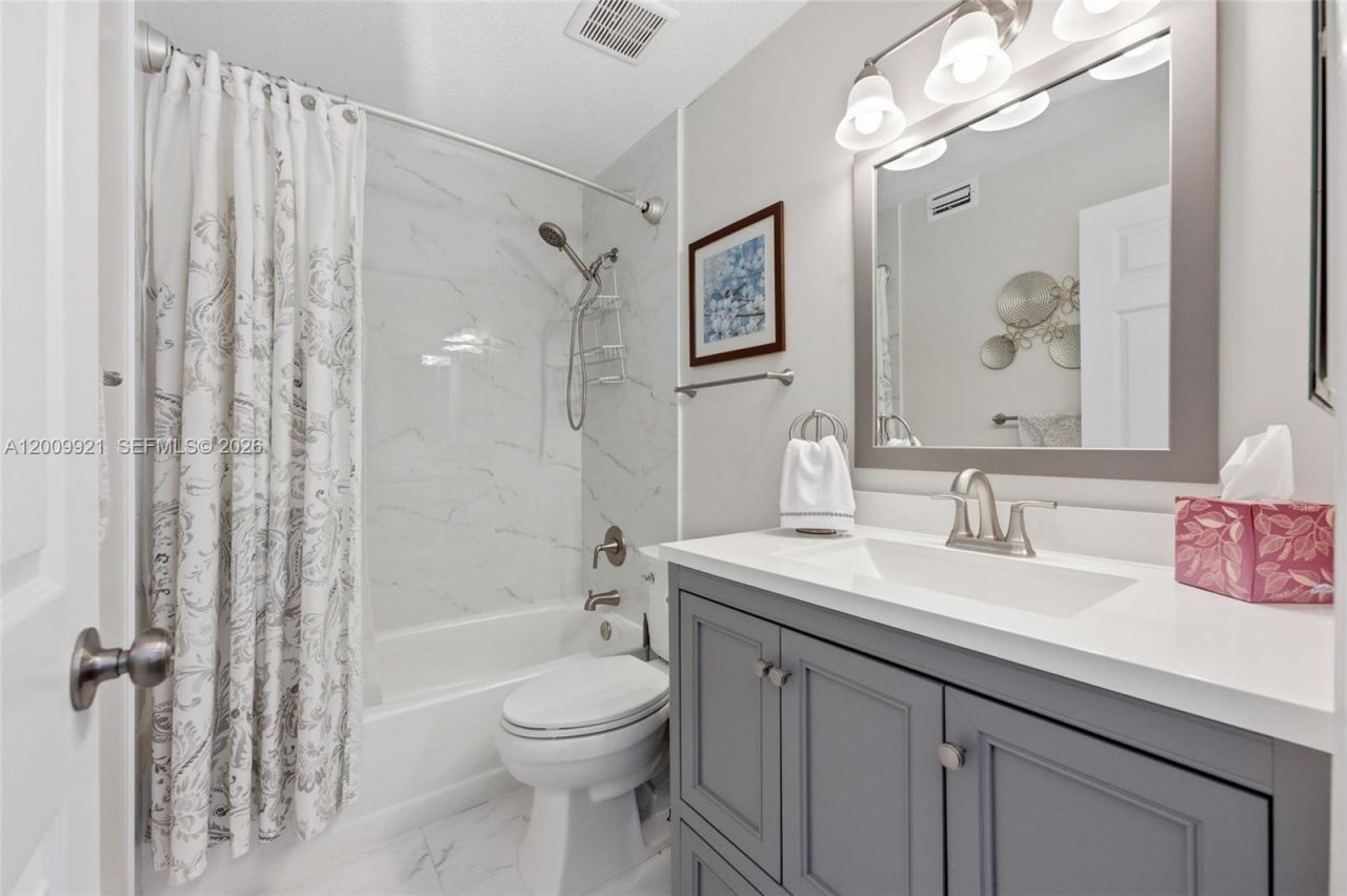 109 Mainsail Cir , Unit 1, Jupiter, FL 33477 Photo