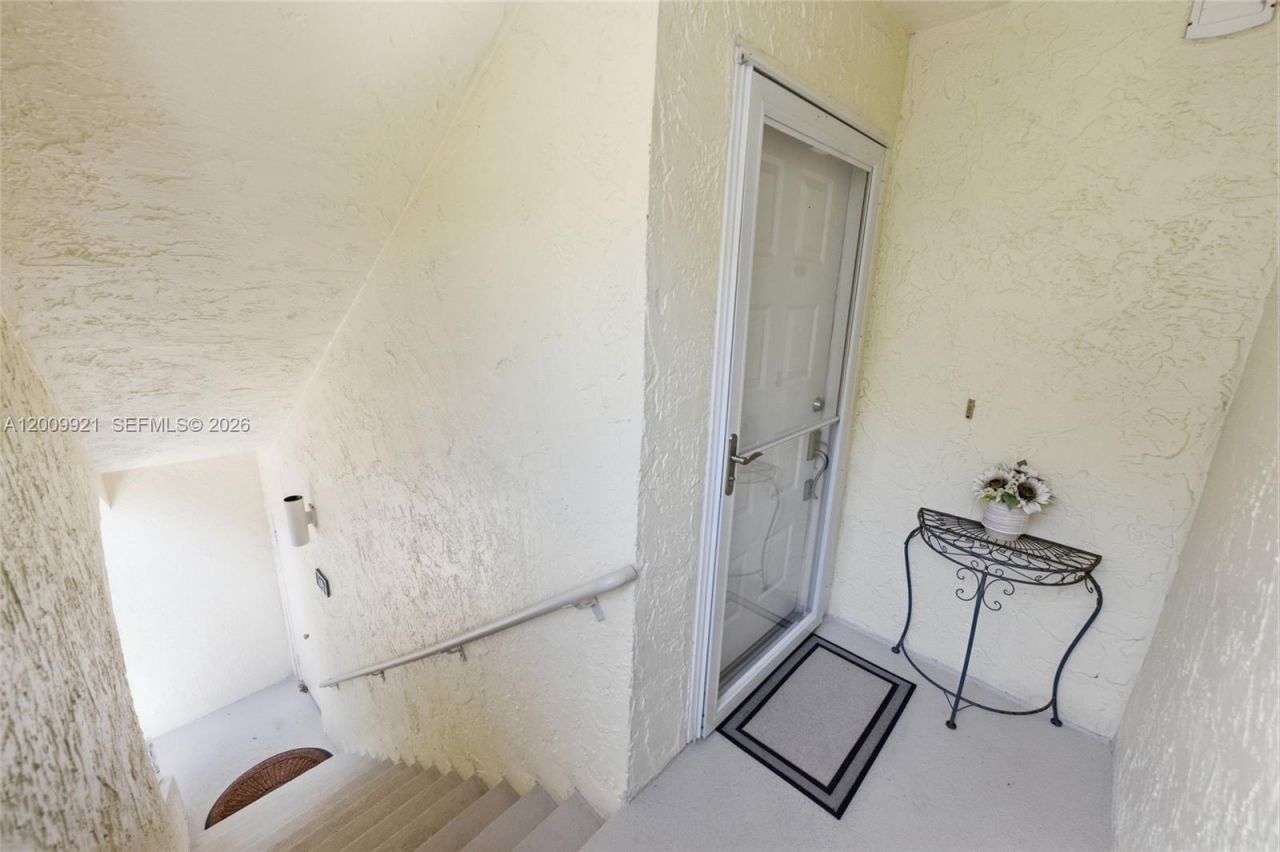 109 Mainsail Cir , Unit 1, Jupiter, FL 33477 Photo