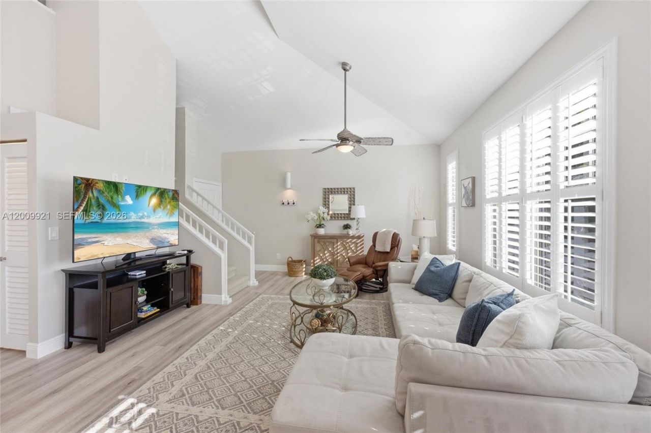 109 Mainsail Cir , Unit 1, Jupiter, FL 33477 Photo