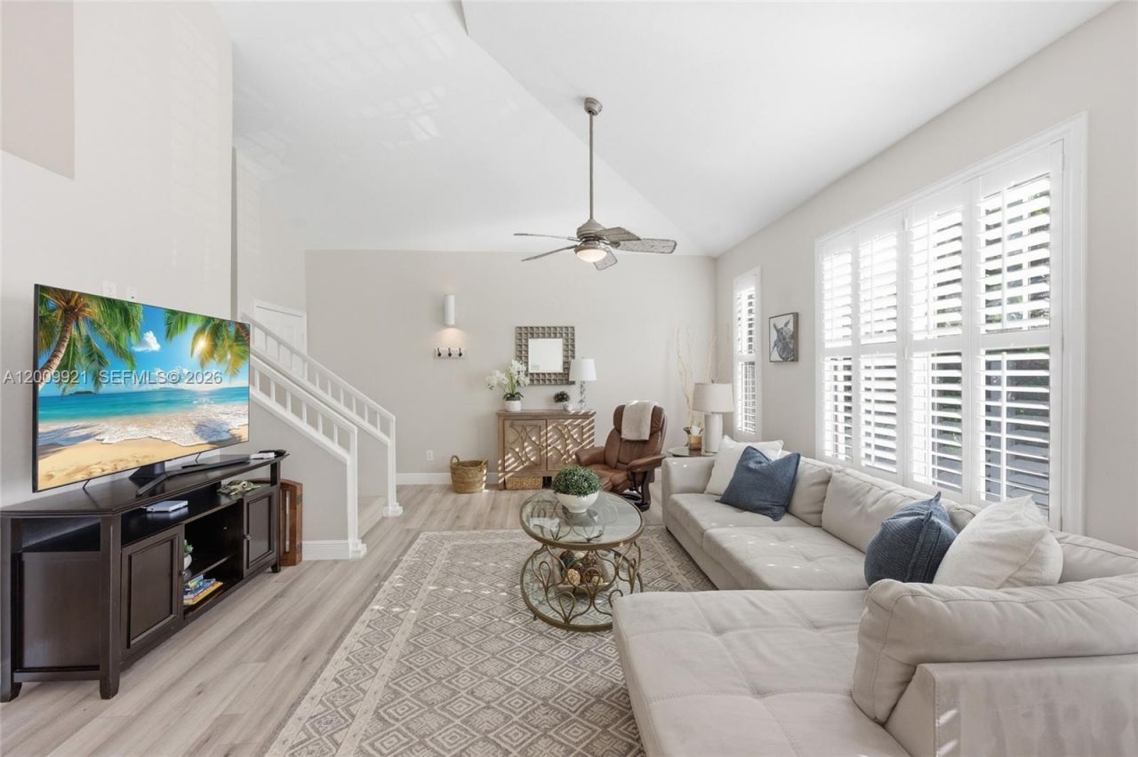 109 Mainsail Cir , Unit 1, Jupiter, FL 33477 Photo