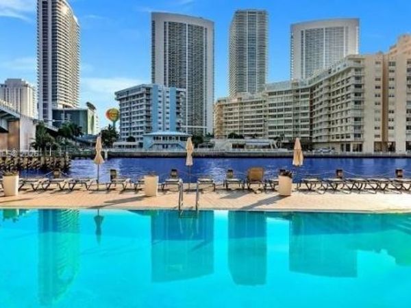 2602 E Hallandale Beach Blvd , Unit R309, Hallandale Beach, FL 33009