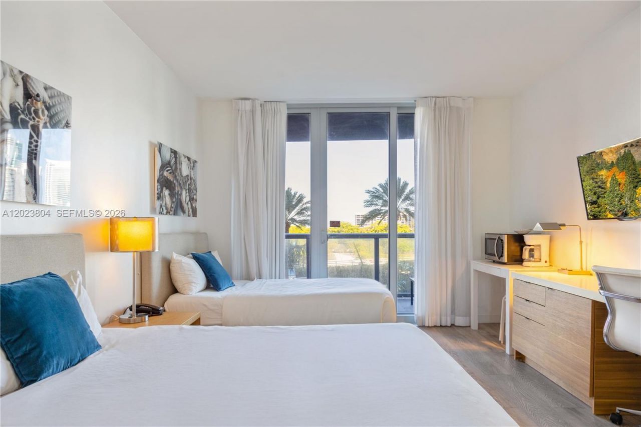 2602 E Hallandale Beach Blvd , Unit R309, Hallandale Beach, FL 33009 Photo
