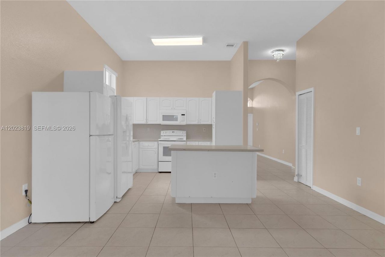 15339 SW 32nd Ter , Miami, FL 33185 Photo