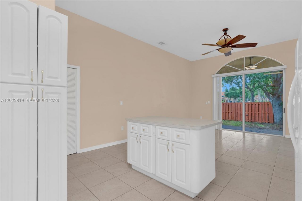 15339 SW 32nd Ter , Miami, FL 33185 Photo