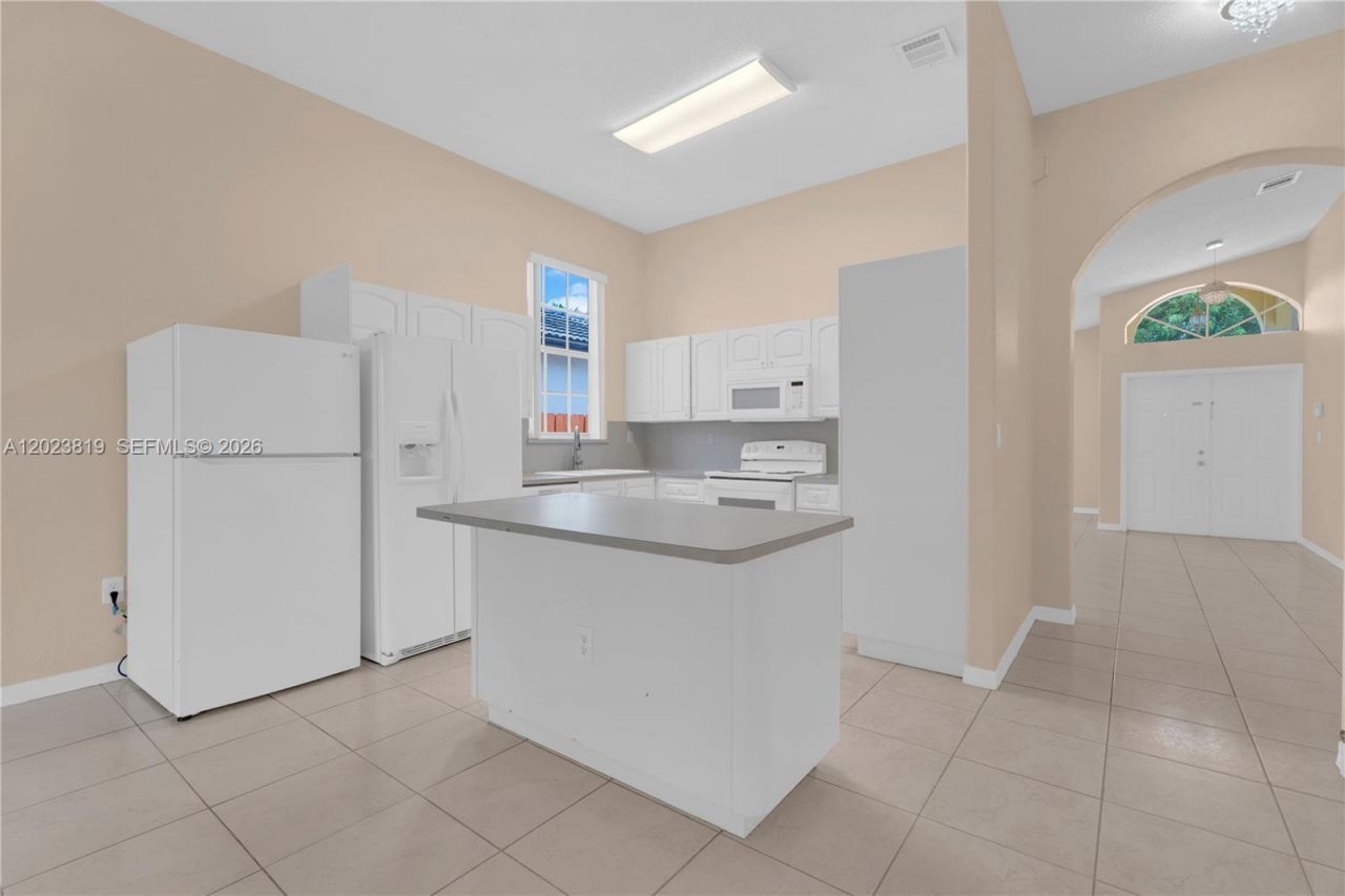 15339 SW 32nd Ter , Miami, FL 33185 Photo