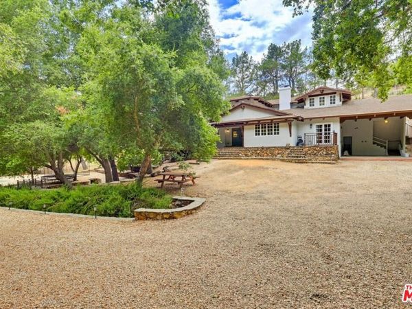 24970 Bob Batchelor Road, Calabasas, CA 91302
