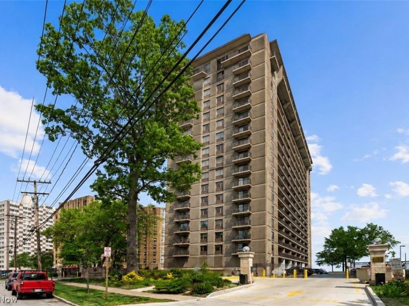 12500 Edgewater Drive , Unit 1106, Lakewood, OH 44107 Photo 1