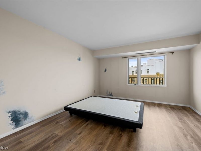 12500 Edgewater Drive , Unit 1106, Lakewood, OH 44107 Photo 13