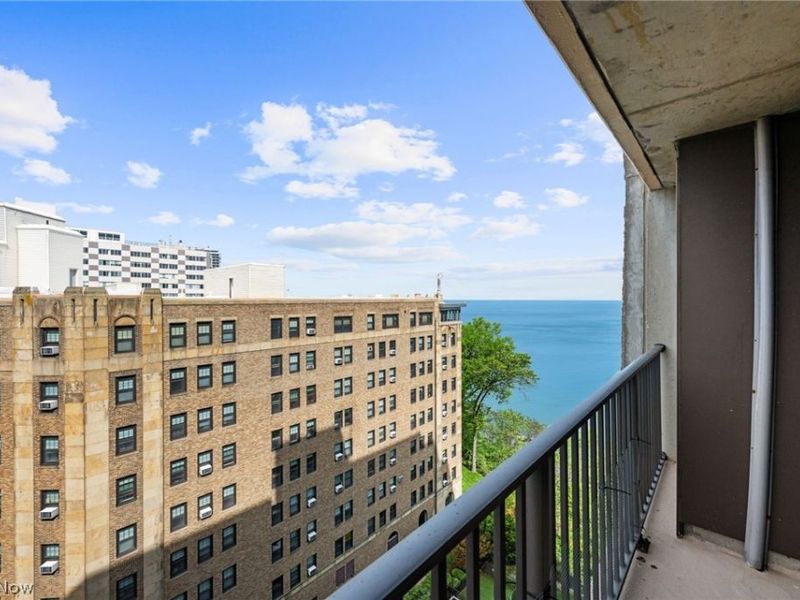 12500 Edgewater Drive , Unit 1106, Lakewood, OH 44107 Photo 3