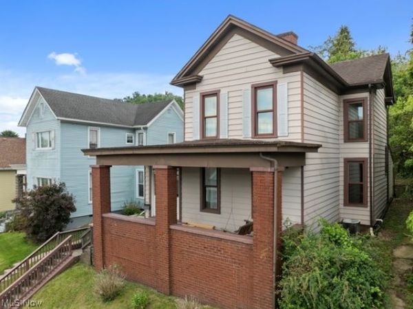415 Whitely Street , Bridgeport, OH 43912