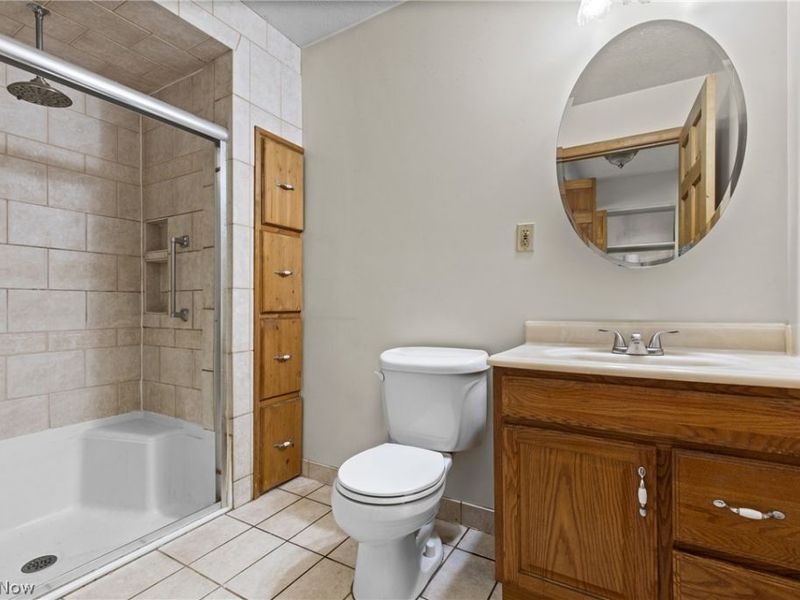 415 Whitely Street, Bridgeport, OH 43912 Photo 13