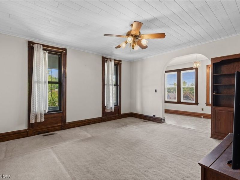 415 Whitely Street, Bridgeport, OH 43912 Photo 8