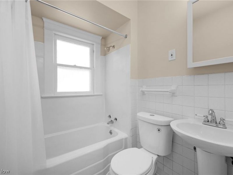 1296 Cook Avenue, Lakewood, OH 44107 Photo 30