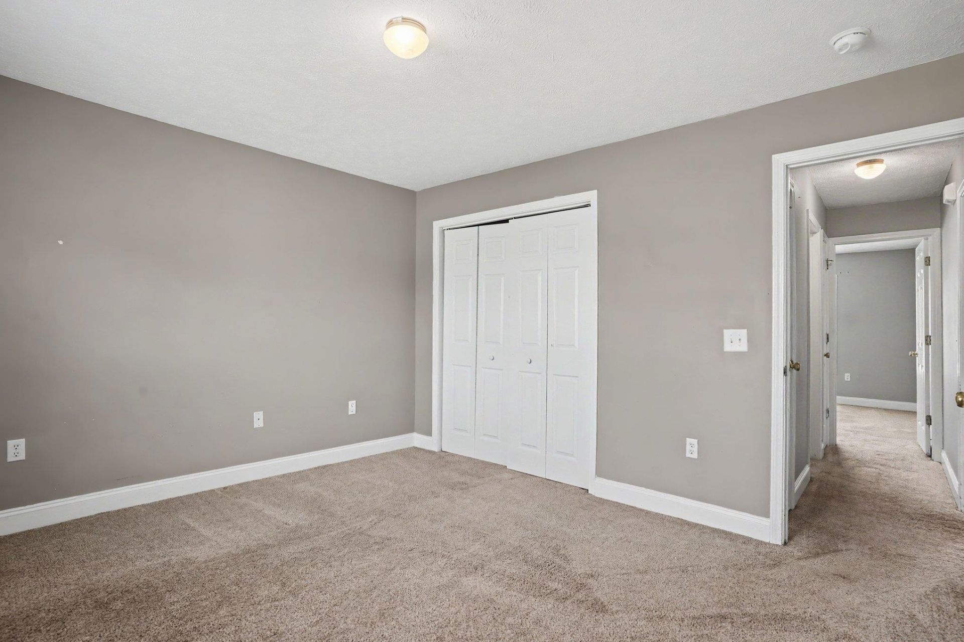 970 Eaglet Circle  Photo 19