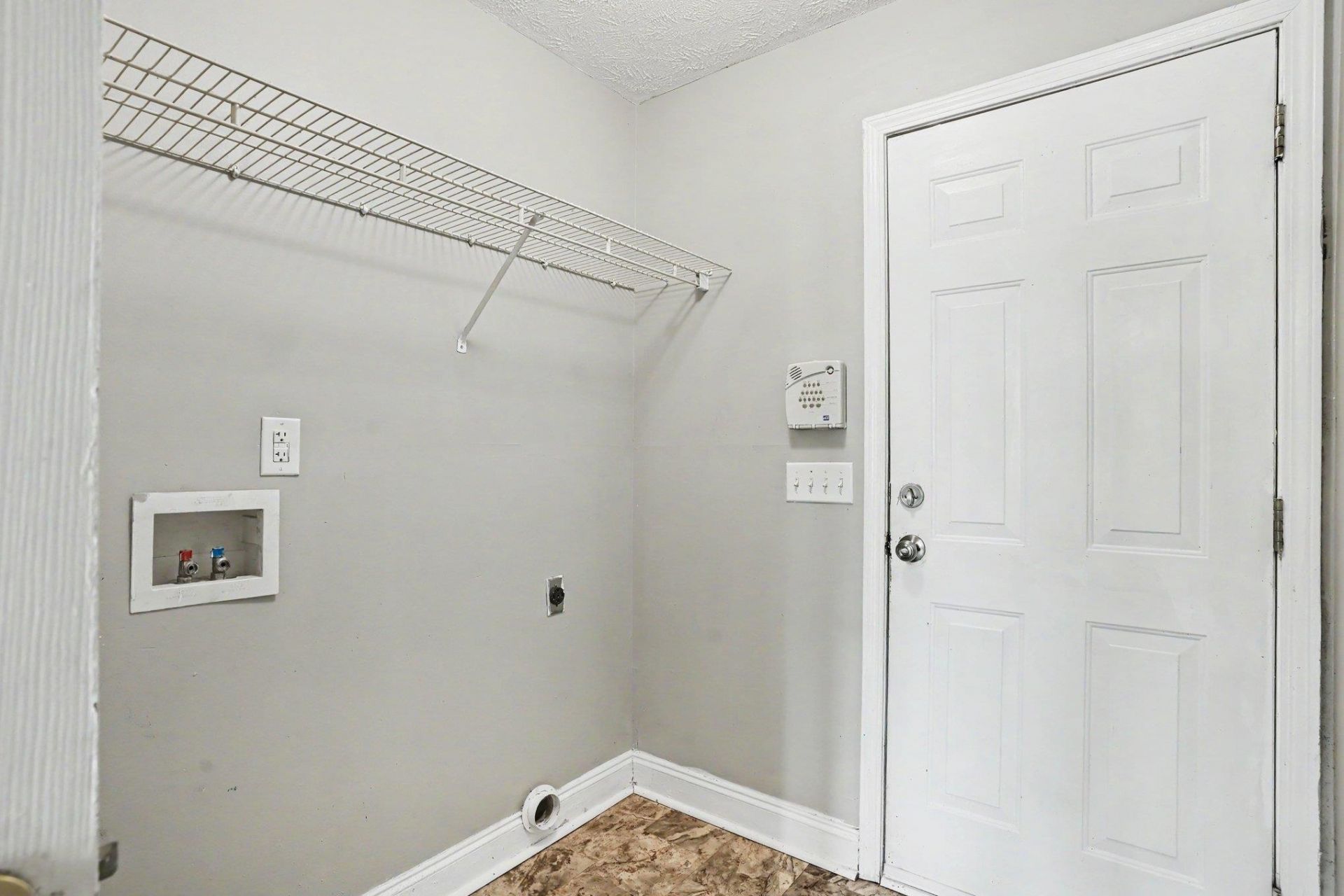 970 Eaglet Circle  Photo 23