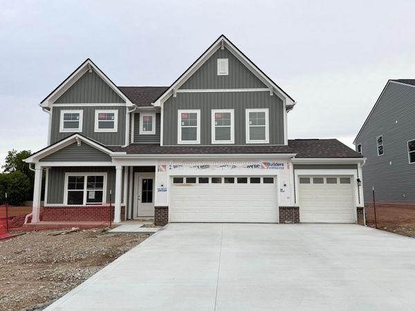 207 Maddoxx Drive, London, OH 43140