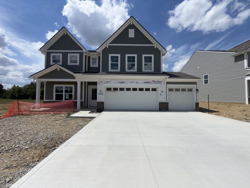 207 Maddoxx Drive, London, OH 43140 Photo 1