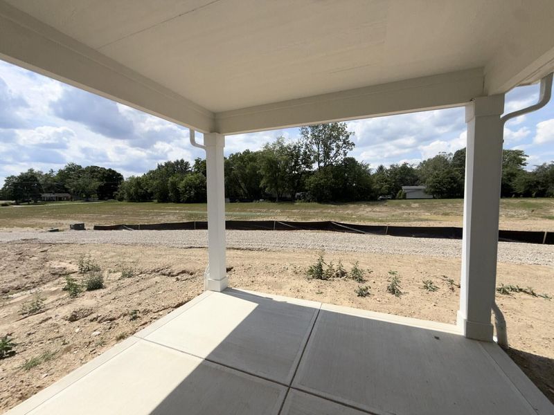 207 Maddoxx Drive, London, OH 43140 Photo 3