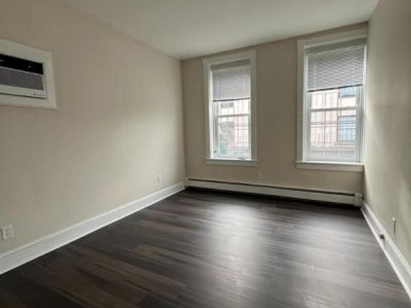 74 N MAIN STREET, Unit 1, LAMBERTVILLE, NJ 08530