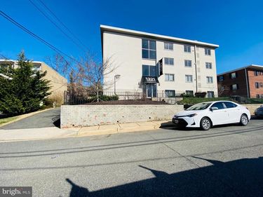 1221 N QUINN STREET , Unit 1, ARLINGTON, VA 22209