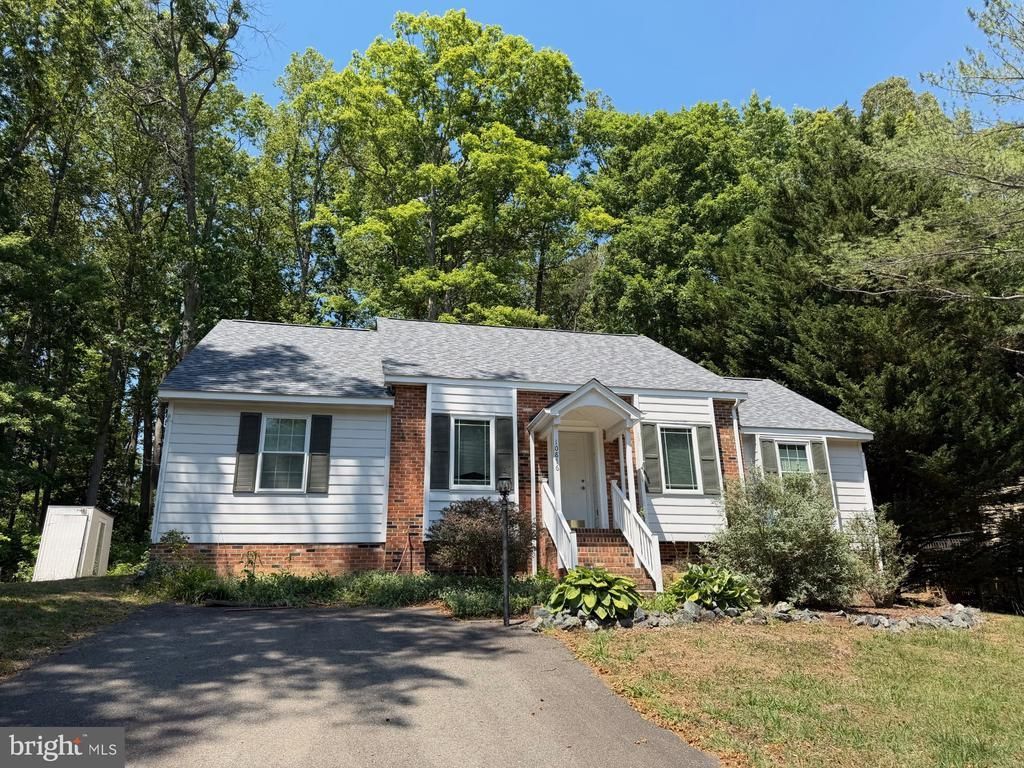10816 Crestwood Drive , Spotsylvania, VA 22553 Main Photo