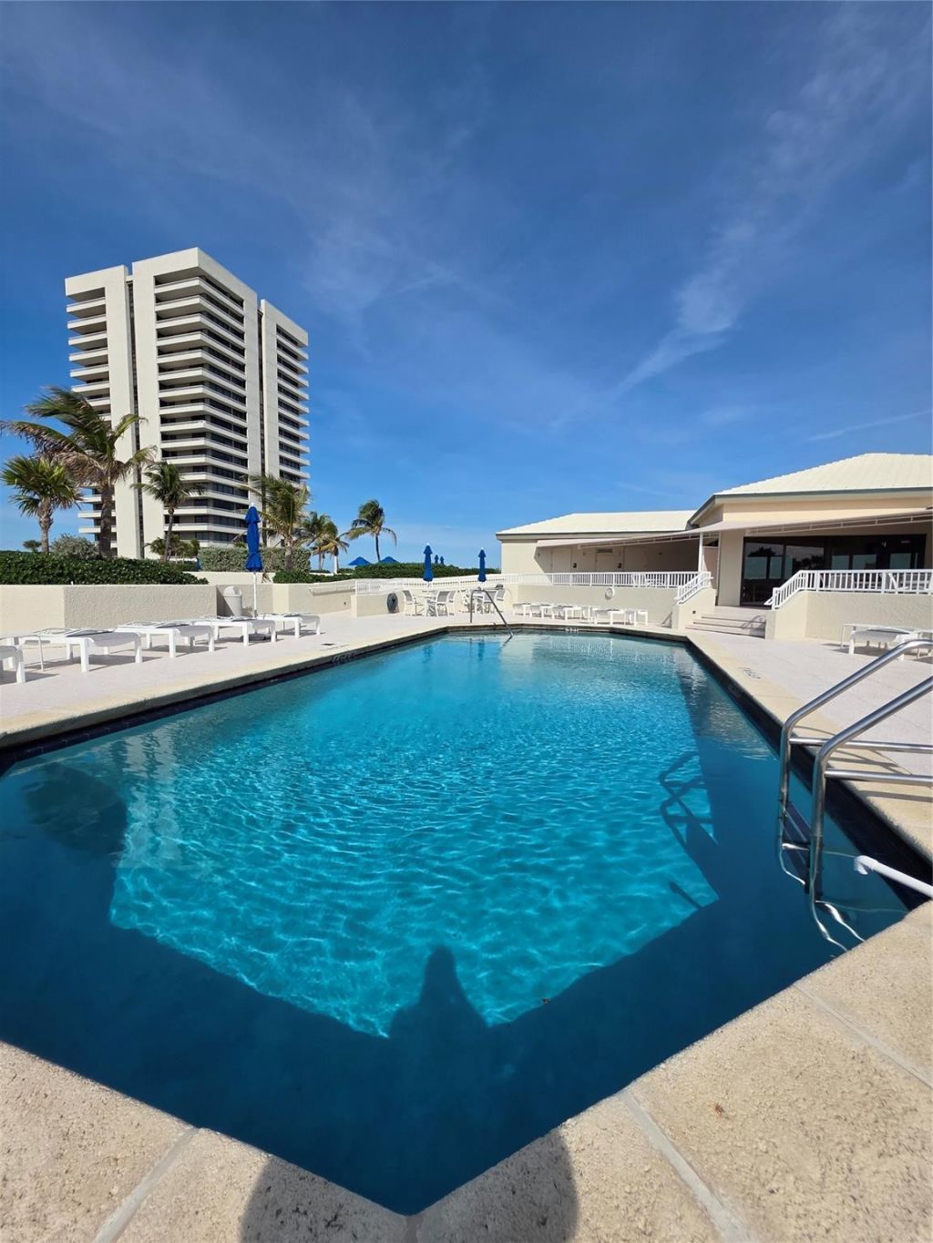 5550 N Ocean Drive, Riviera Beach, FL 33404 Photo