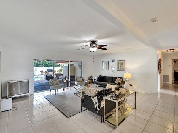 7381 SW 6th Court, Plantation, FL 33317