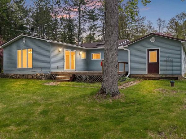 N6983 WOOD DUCK LANE, Crivitz, WI 54114