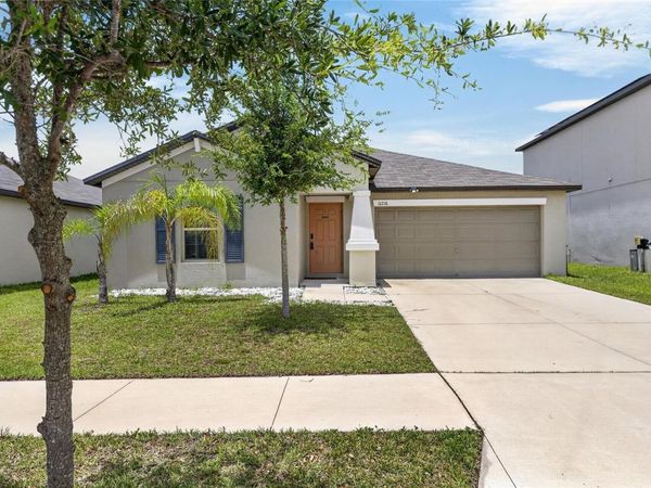 11216 KELLY GREEN AVENUE, WIMAUMA, FL 33598