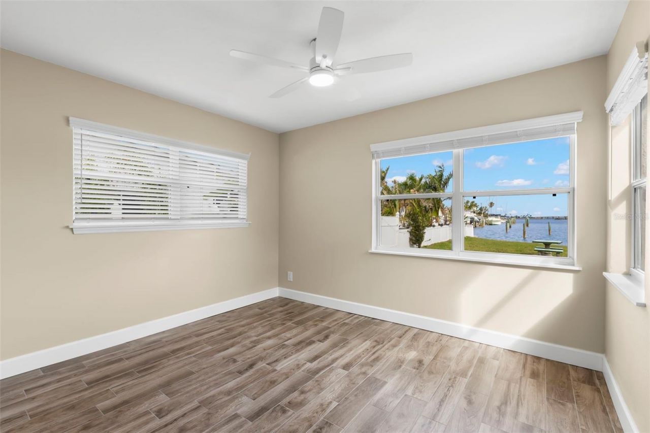 708 Sunset Cove, Madeira Beach, FL 33708 Photo