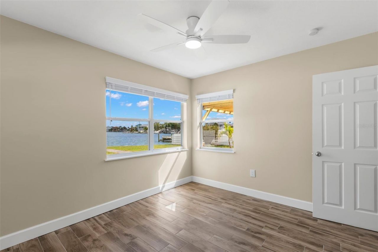 708 Sunset Cove, Madeira Beach, FL 33708 Photo