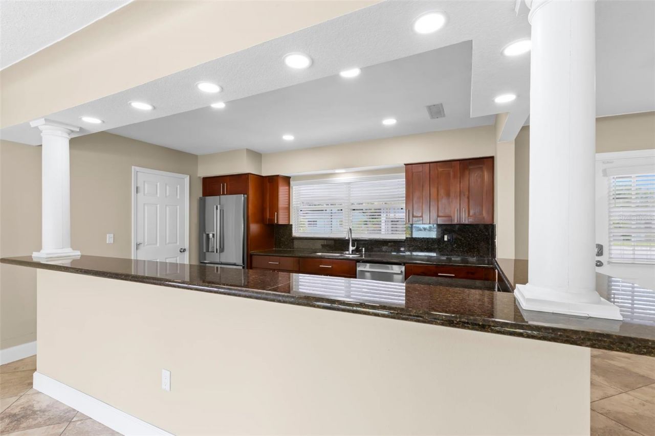 708 Sunset Cove, Madeira Beach, FL 33708 Photo