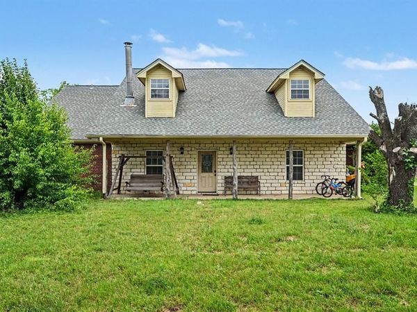 1342 County Road 1180 , Decatur, TX 76234