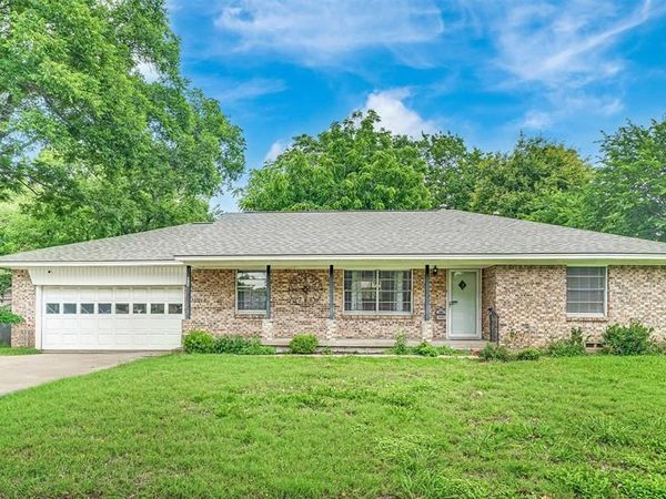 617 Ranier Circle, Garland, TX 75041
