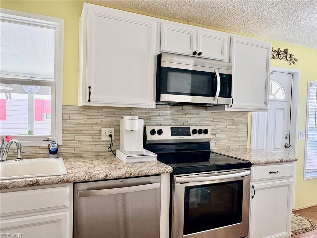3021 Artesian Ln, North Fort Myers, FL 33917 Photo