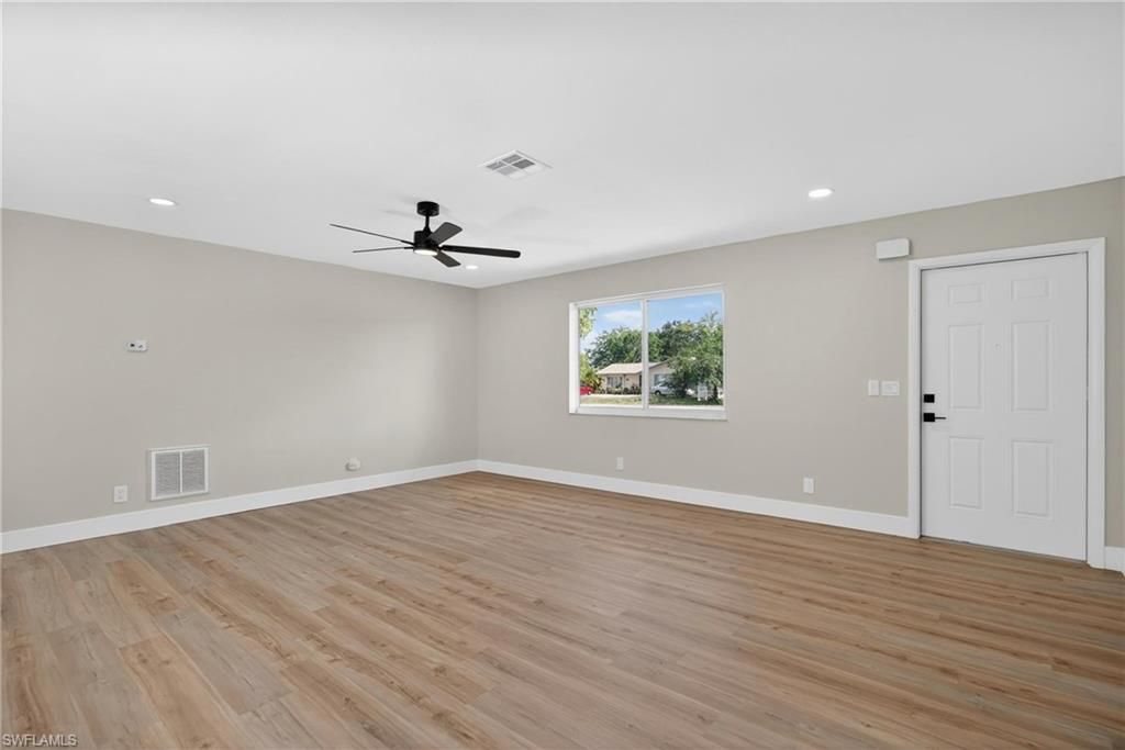 2300 Crystal Dr , Fort Myers, FL 33907 Photo