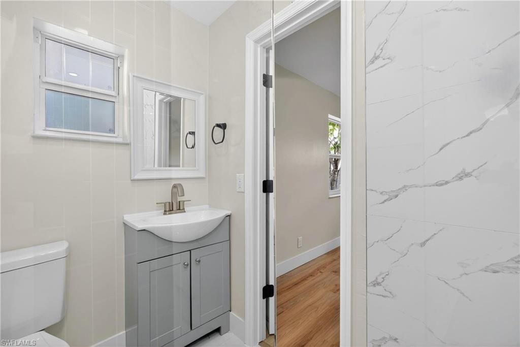 2300 Crystal Dr , Fort Myers, FL 33907 Photo