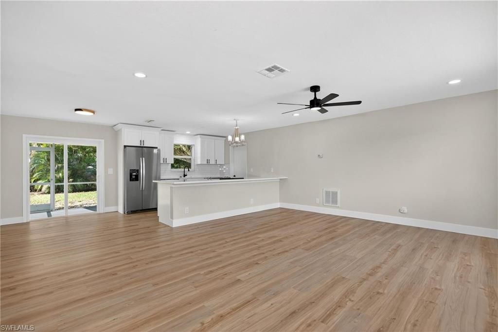 2300 Crystal Dr , Fort Myers, FL 33907 Photo