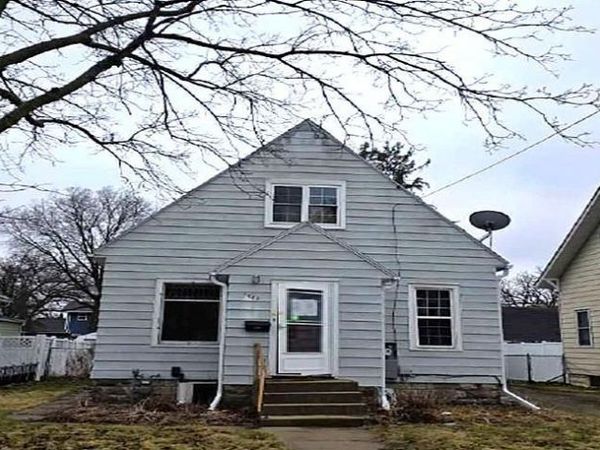 1009 5th Avenue NW, Austin, MN 55912