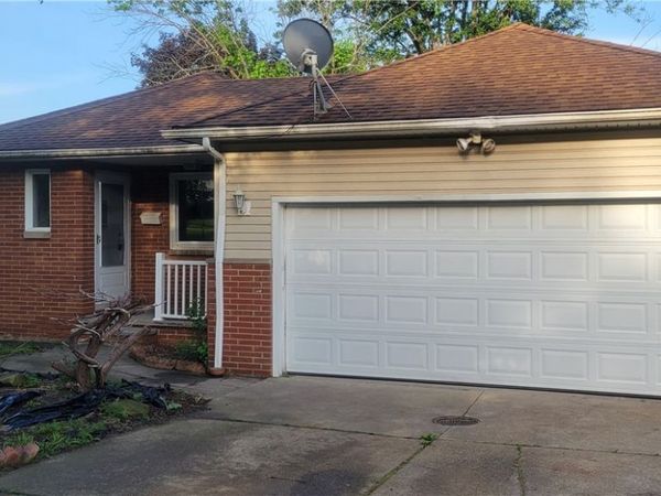 4852 E 81st Street , Garfield Heights, OH 44125