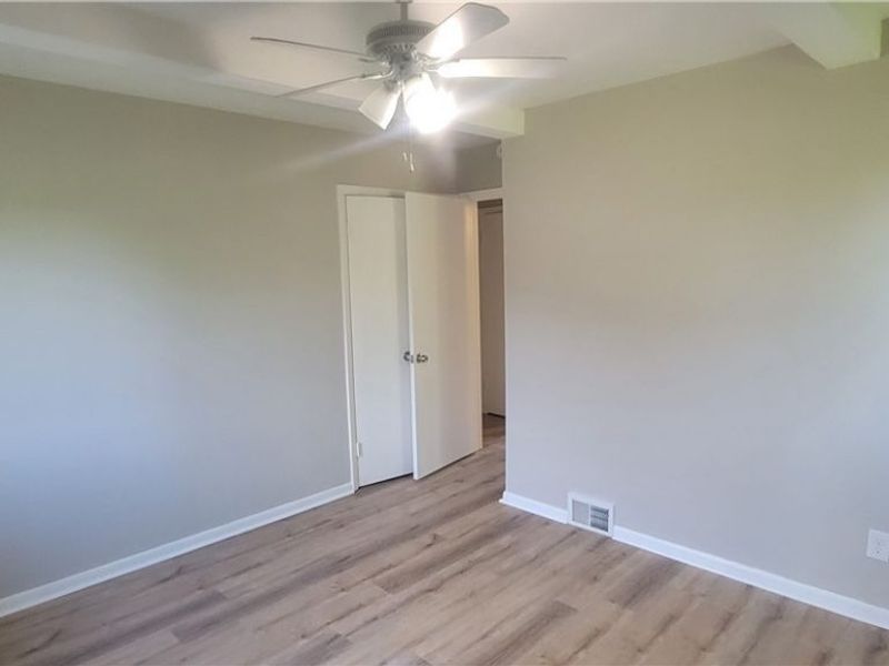 4852 E 81st Street, Garfield Heights, OH 44125 Photo 19