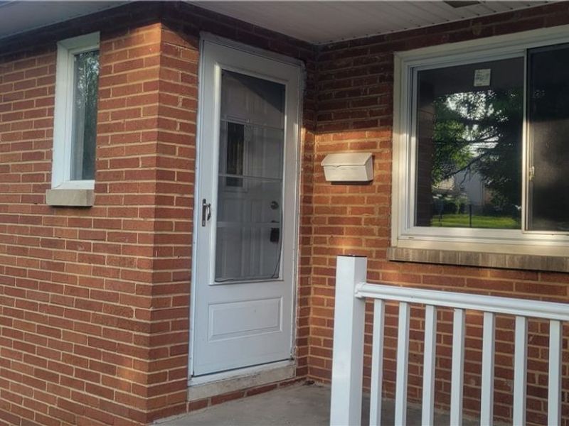 4852 E 81st Street, Garfield Heights, OH 44125 Photo 2