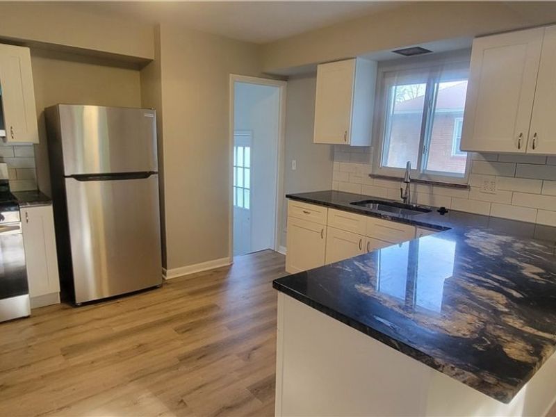 4852 E 81st Street, Garfield Heights, OH 44125 Photo 6