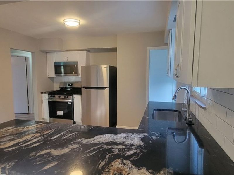 4852 E 81st Street, Garfield Heights, OH 44125 Photo 8