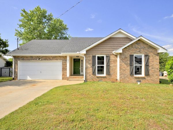 227 MONCREST DR , Clarksville, TN 37042
