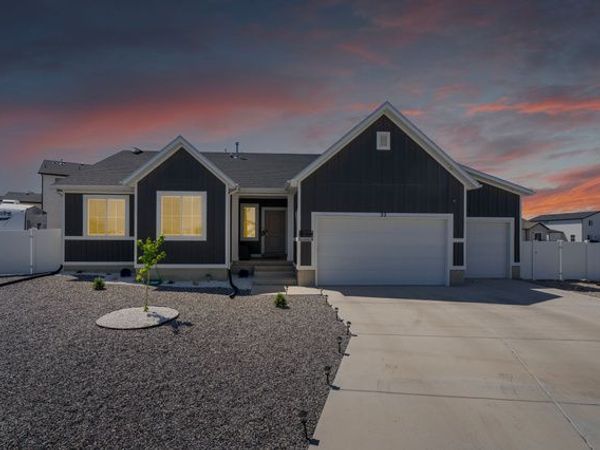 22 N CHADWICK CIR , Grantsville, UT 84029