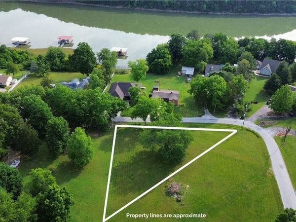 18788 Kerry Street , Springdale, AR 72764