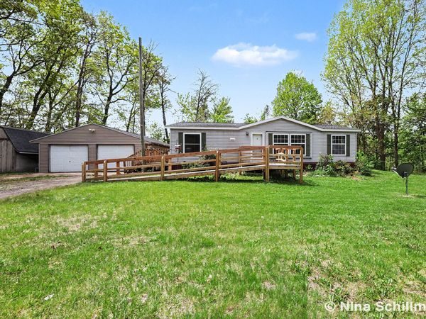 12150 Woodland Park Drive NE, Belding, MI 48809