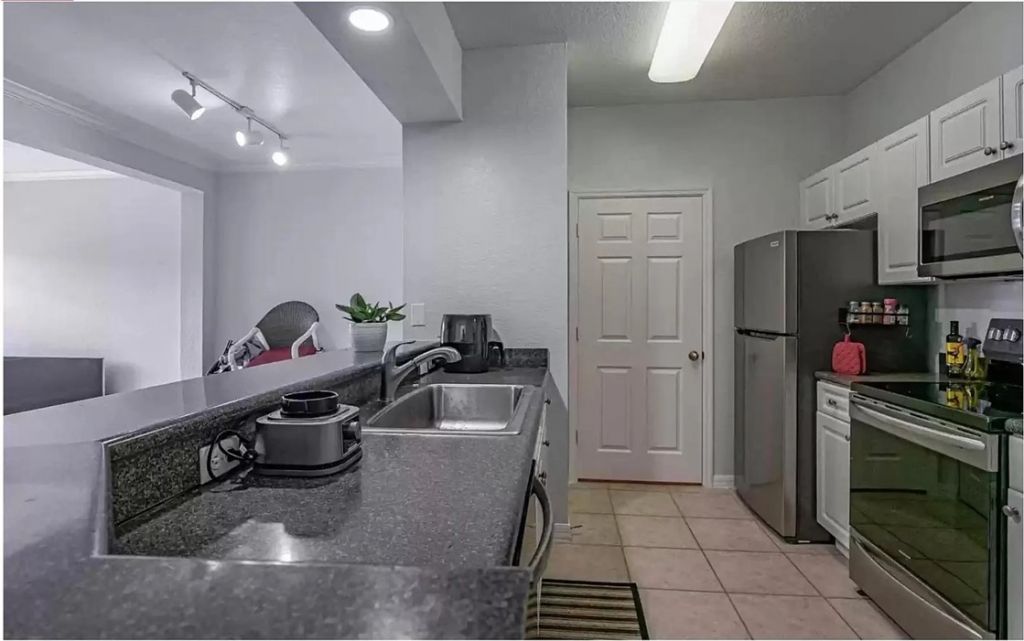 2308 57th Circle, Unit 2308, Vero Beach, FL 32966 Photo